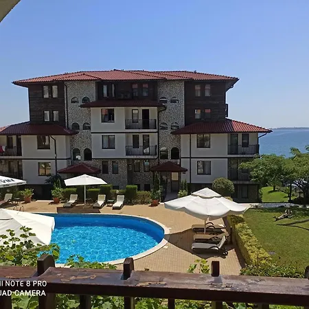 Бадемите Апартаменти Под Наем * Sveti Vlas