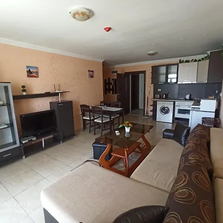 Бадемите Апартаменти Под Наем Apartment *