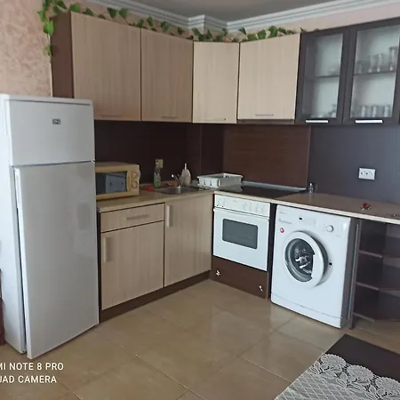 Apartament Бадемите Апартаменти Под Наем