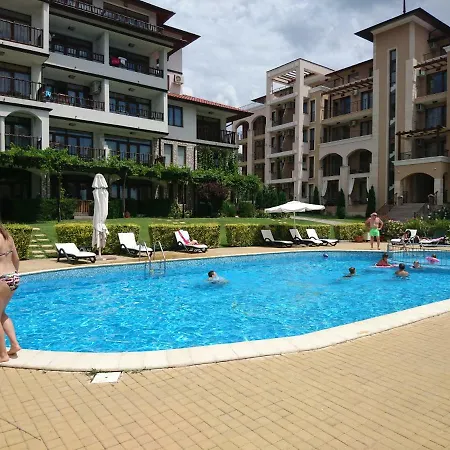 Бадемите Апартаменти Под Наем Apartment *